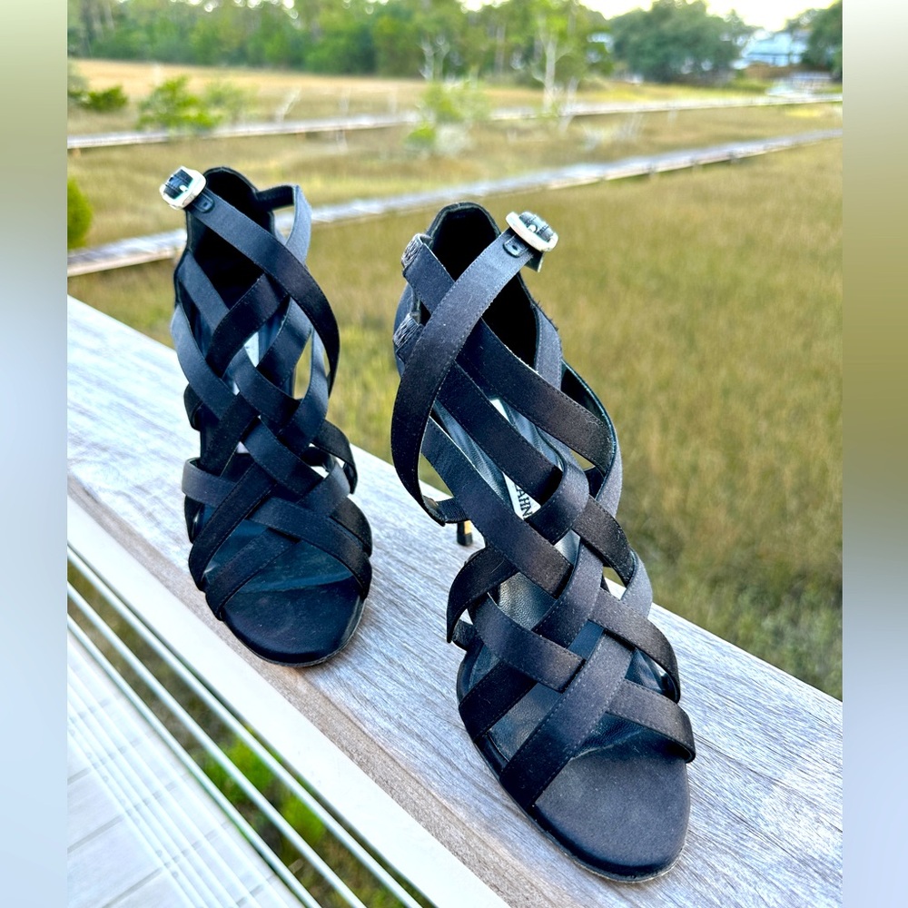 Manolo Blahnik women’s black satin and leather gladiator heels women’s size 7.5